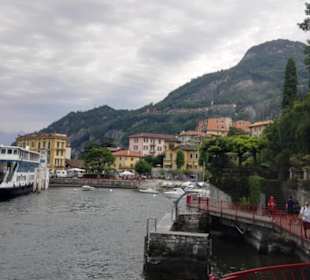 Fähre in Varenna