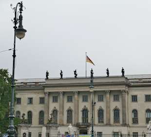 Blick zur Humboldt-Universität zu Berlin