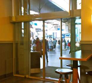 Café Oscar at station Zürich