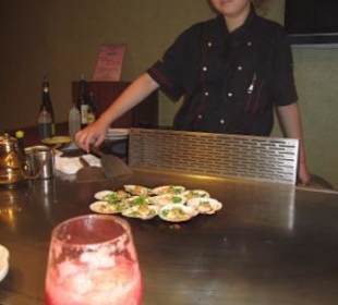 Wassermelonen Saft, Reiswein und Rotwein zu Fisch