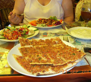 Döner und türk. Pizza