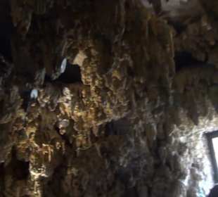 Asserspiele - Grotte - Vogelsang