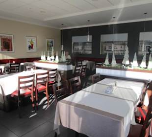 Heller, moderner Gastraum