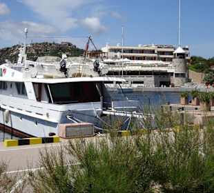 Rundgang druch den Yachthafen von Porto Cervo