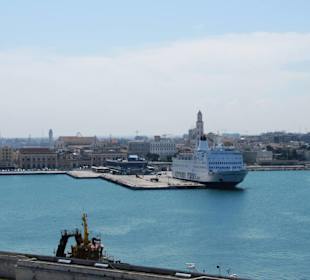Hafen Bari