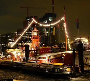 Hamburg by Night / Hafen City