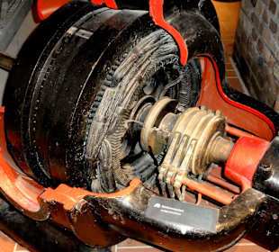 Exponate im Kellergeschoss des Alten Pumpwerkes