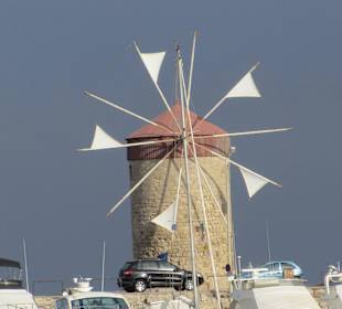 Mandraki Hafen Rhodos