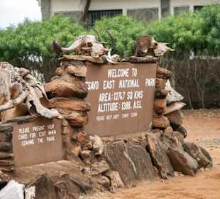 Eingang des Tsavo East