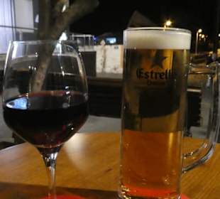 Bar La Fragata Gute-Nacht-Getränk auf der Terrasse