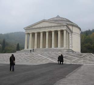 Blick auf die Kirche
