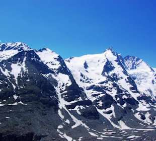 Ansicht der Berge KFJ-Hütte