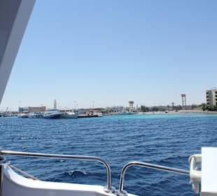 Schnorchel Boot´s Ausflug zu den Korallen