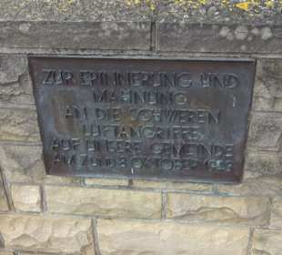 Gedenktafel für die Zerstörung