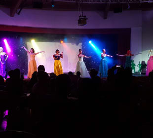 Abend Animation db Seabank Resort + Spa