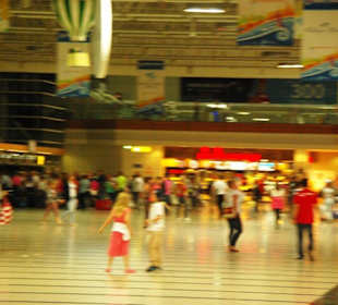 Abflugbereich Terminal II um 23Uhr