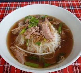 Noodle soup with pork stew