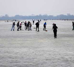 Impressionen vom Eislaufen an der Semkenfahrt