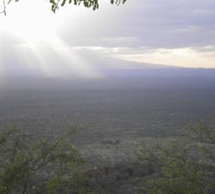 Blick von über Tsavo west Richtung Amboseli