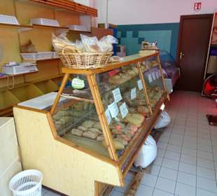Bäckerei am Eingang der Markthalle