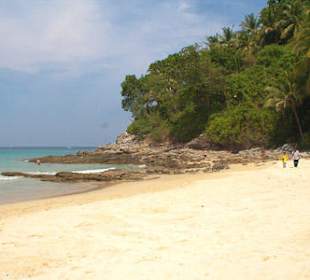Surin Beach Strand