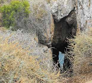 Felsspalte bei Sagres