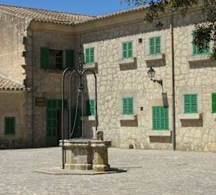 Kloster Brunnen im Innenhof