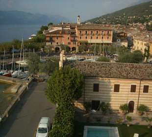 Hafen von Torri del Benaco