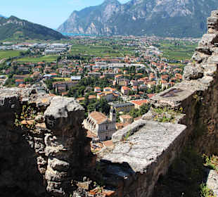 Blick von Burg auf Altstadt Arco