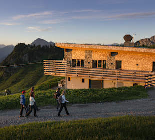 Wandern am Hahnenkamm