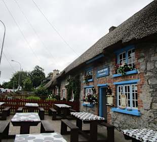 Blue Door Restaurant