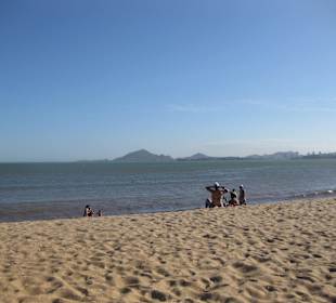 Camburi Beach