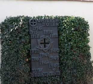 Gefallenen-Denkmal am Münsterplatz