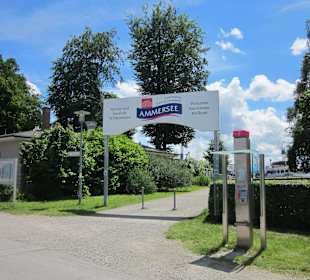 Zur Bootsanalegstelle