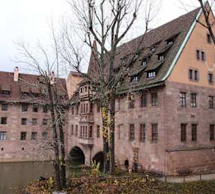 Außenansicht über der Pegnitz