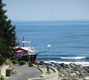 Ausblick an der Landspitze Nessebars