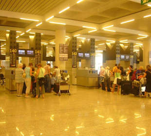 am Flughafen Palma