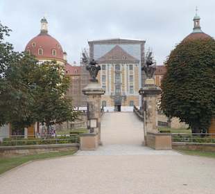 Schloss mit Park