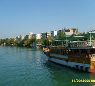 Auf dem Manavgat-Fluss