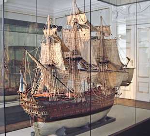 Замок Ойтин.