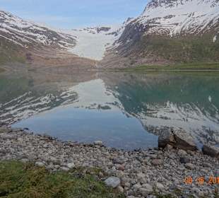 Blick zum Svartisen- Gletscher