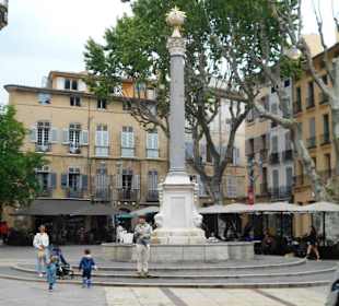 Place de l'Hôtel de Ville