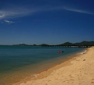 Strand Maenam beim Hotel Pinnacle Samui