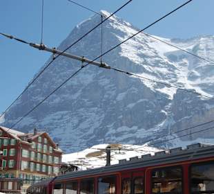 Eigernordwand und Hotel Des Alpes