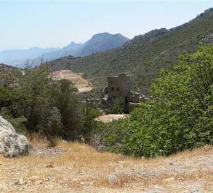 Blick von oben in Richtung Eingang