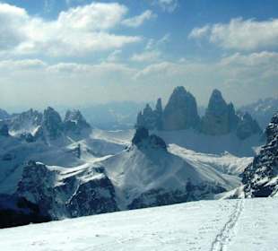 Mit den Tourenschiern zu den Drei Zinnen