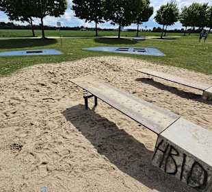 Sprungbretter in den Sand