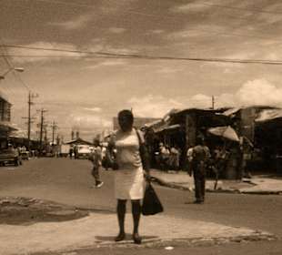 Mitten in Santa Cruz