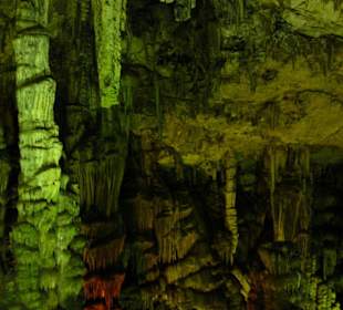 Im Innern der Höhle