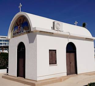  Kirche am Nissi Beach